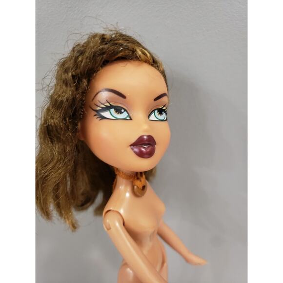 Vintage Bratz Doll Strut It Yasmin - Picture 6 of 8